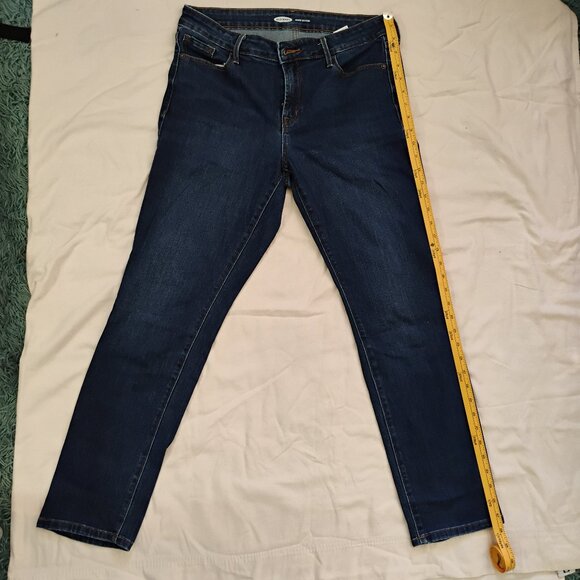 Old Navy Power Straight Jeans Women’s Size 10 Dark Wash Denim Mid Rise Stretch - Picture 5 of 6